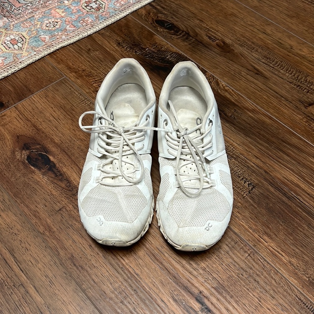 On-Cloud Shoes